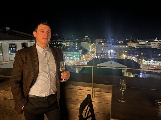  Selfoss,   Alex, 40 ,   ,   , c 