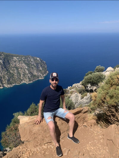  ,   Emre, 37 ,   ,   
