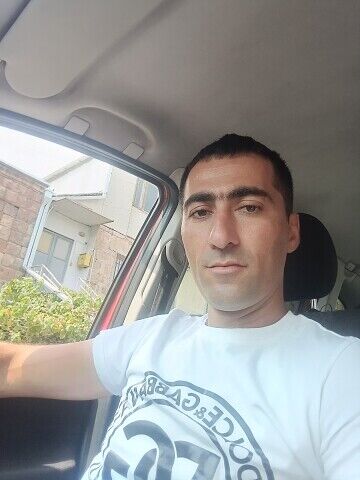  ,   Ashot, 30 ,  