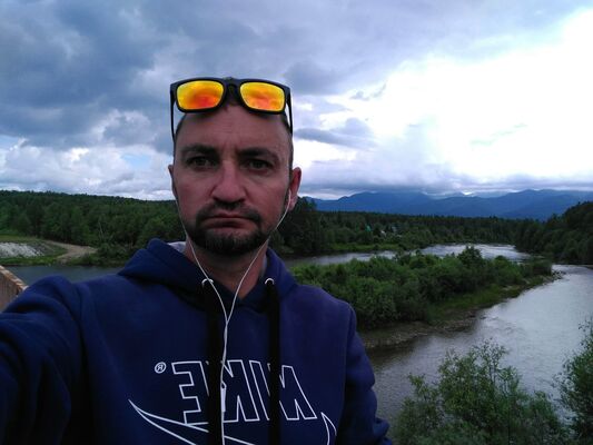  ,   Andr, 46 ,   