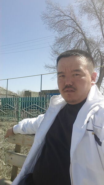  -,   Dauren, 39 ,   