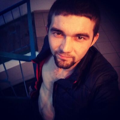  ,   Maxim, 33 ,   ,   