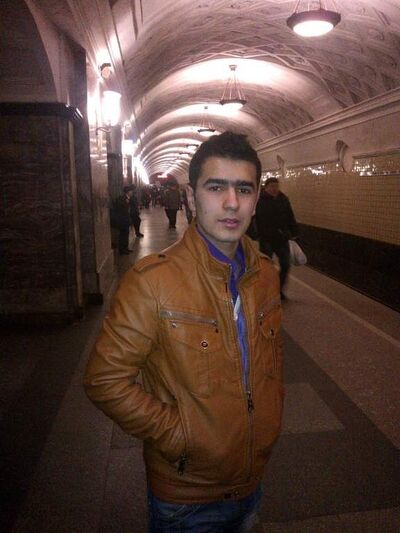 ,   Farxod, 34 ,   