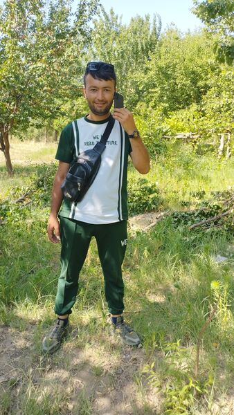  ,   Manuchehr, 31 ,   ,   