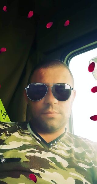  ,   Dmitri, 41 ,   ,   , c 