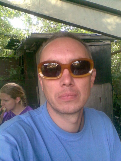  ,   Eduard, 57 ,  