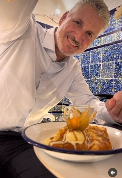  ,   Vries, 54 ,   ,   