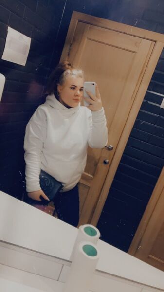  ,   Stasia, 24 ,   