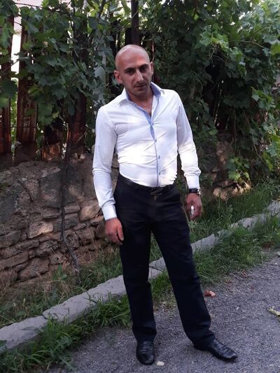  ,   Artur, 31 ,   ,   , c 