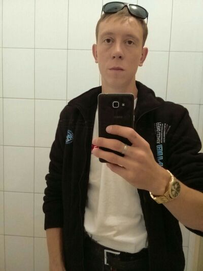  ,   Denis, 33 ,     , c 