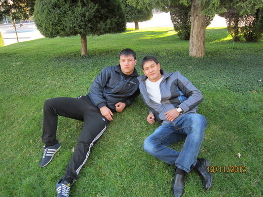  ,   Uz Boy, 37 ,   ,   , c 