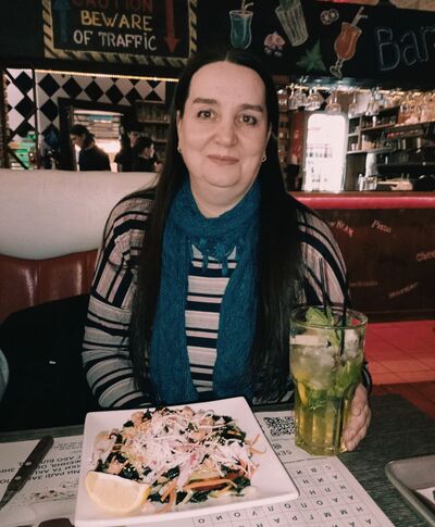  ,   Julia, 49 ,   