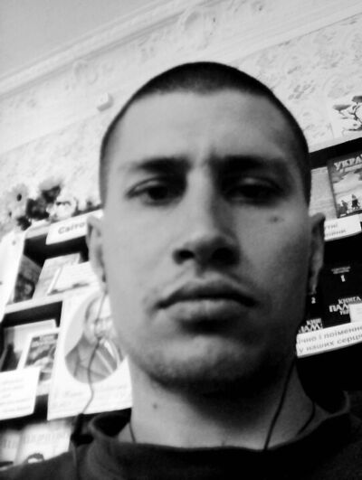  ,   Alex, 35 ,   