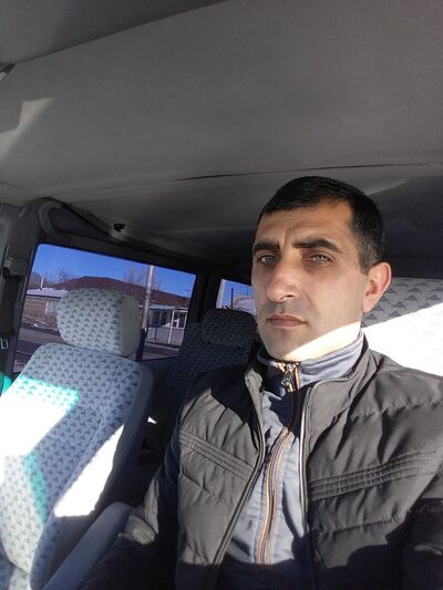  ,   Hovo, 44 ,   ,   , c 