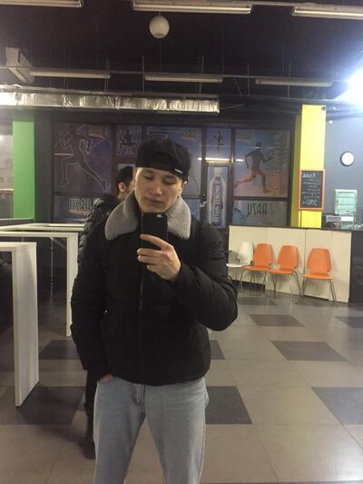  ,   Adiljan, 26 ,  