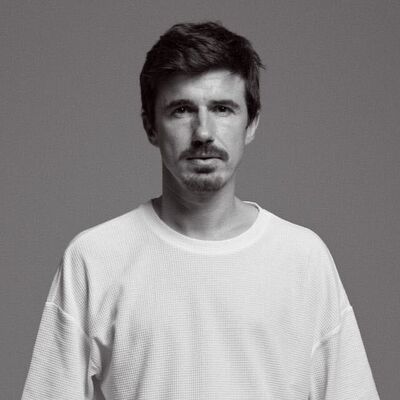  -,   Erdem, 35 ,   ,   