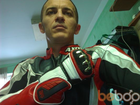  ,   Ruslan, 42 ,   ,   , c 