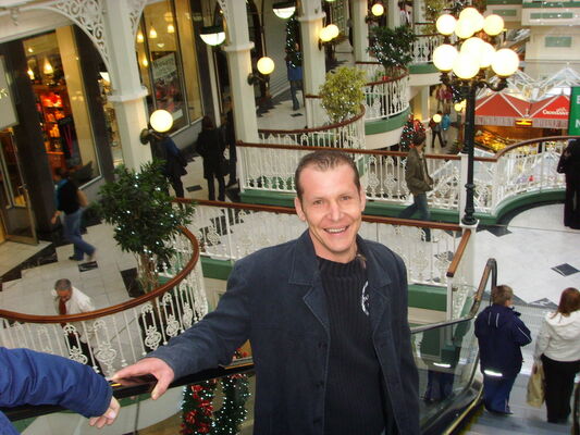  ,   Raimonds, 54 ,   ,   , c 