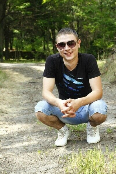  14945125  John, 34 ,    --