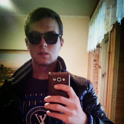  ,   Armen, 32 ,   ,   , c 