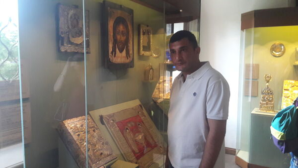  ,   Arsen, 44 ,   ,   , c 