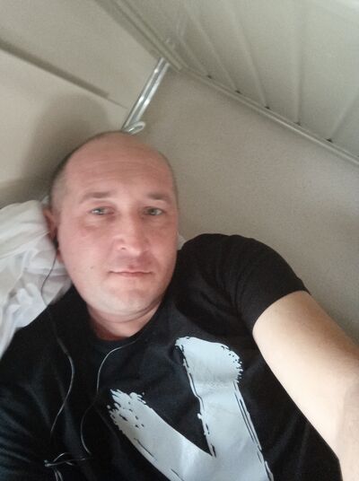  ,   Vitaly, 37 ,   ,   