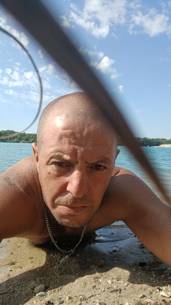  ,   Marseli, 44 ,   ,   