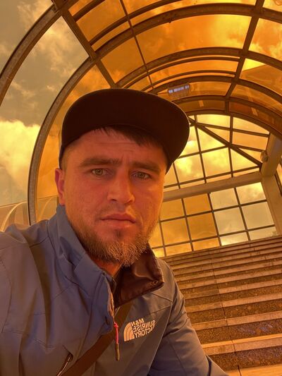  -,   Mahdi, 32 ,   ,   