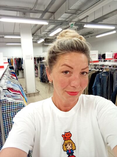  ,   Elena, 49 ,   ,   , c 