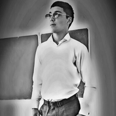  ,   Mujik, 24 ,   ,   