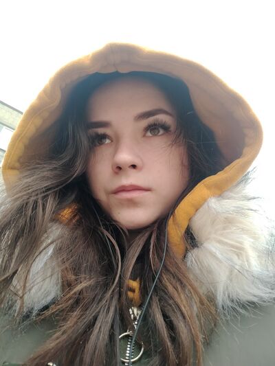  ,   Katya, 22 ,   