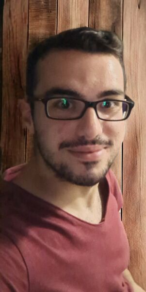  ,   Furkan, 25 ,   c 
