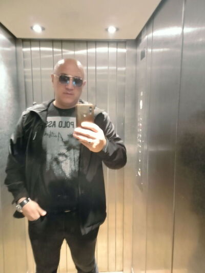  ,   Ali, 42 ,   ,   , 