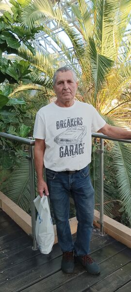  Jasien,   , 59 ,   c 