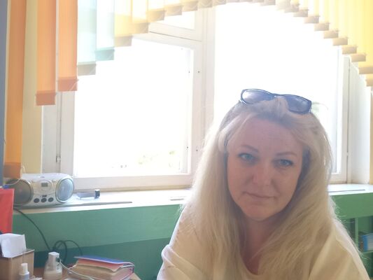 Знакомства Минск, фото девушки Анна, 41 год, познакомится для флирта, любви и романтики