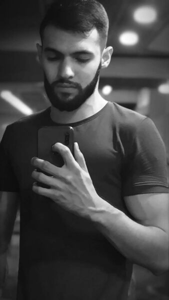  ,   Nik, 33 ,   ,   