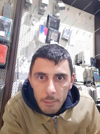  ,   Mihai, 41 ,   ,   , c 