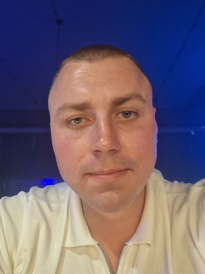  ,   Viktor, 28 ,   ,   