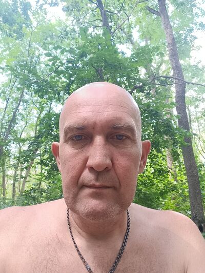  ,   Leonid, 49 ,   ,   , c 