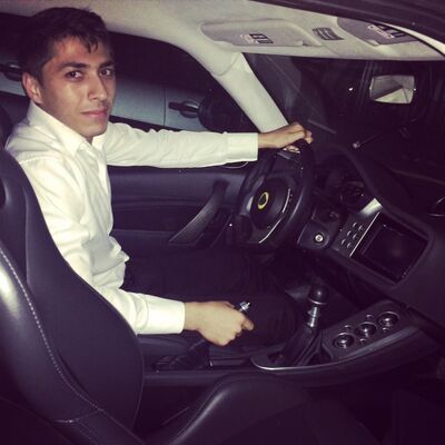  ,   Fredi, 33 ,   