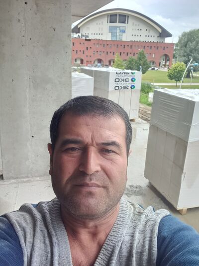  ,   Aziz, 41 ,   ,   