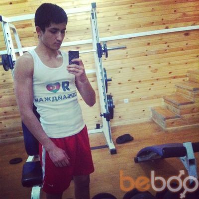  ,   Zaur, 32 ,   