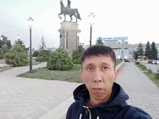  ,   Ruslan, 37 ,   ,   