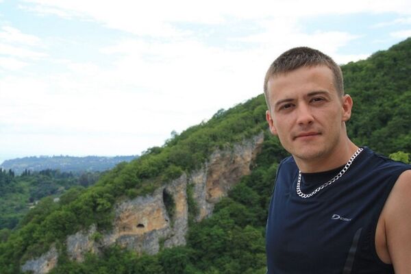  ,   Alex, 41 ,   ,   , 