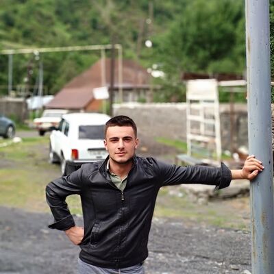  ,   Ruslan, 25 ,   ,   , c 