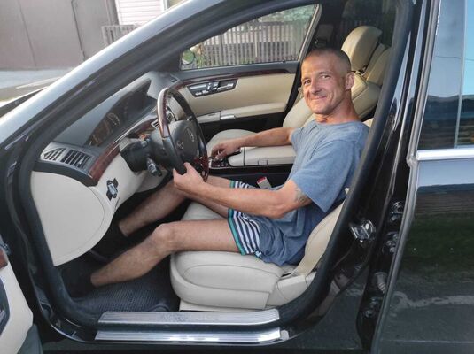  ,   Denis, 84 ,   ,   , c 