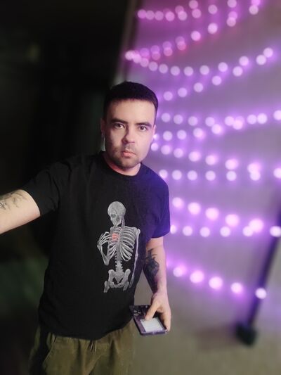 ,   Georgy, 29 ,   c 
