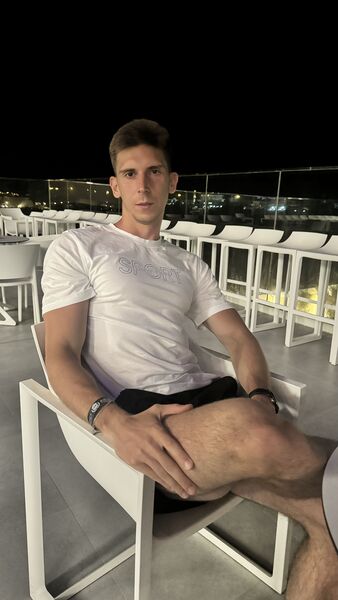  ,   Denis, 28 ,   ,   