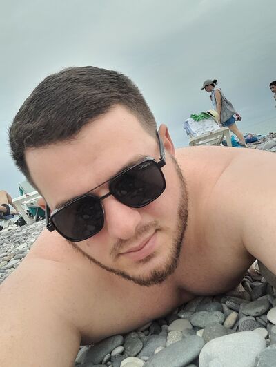  ,   Luka, 27 ,   ,   