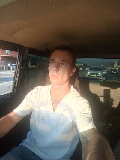  ,   Nikitisik, 32 ,     , c 